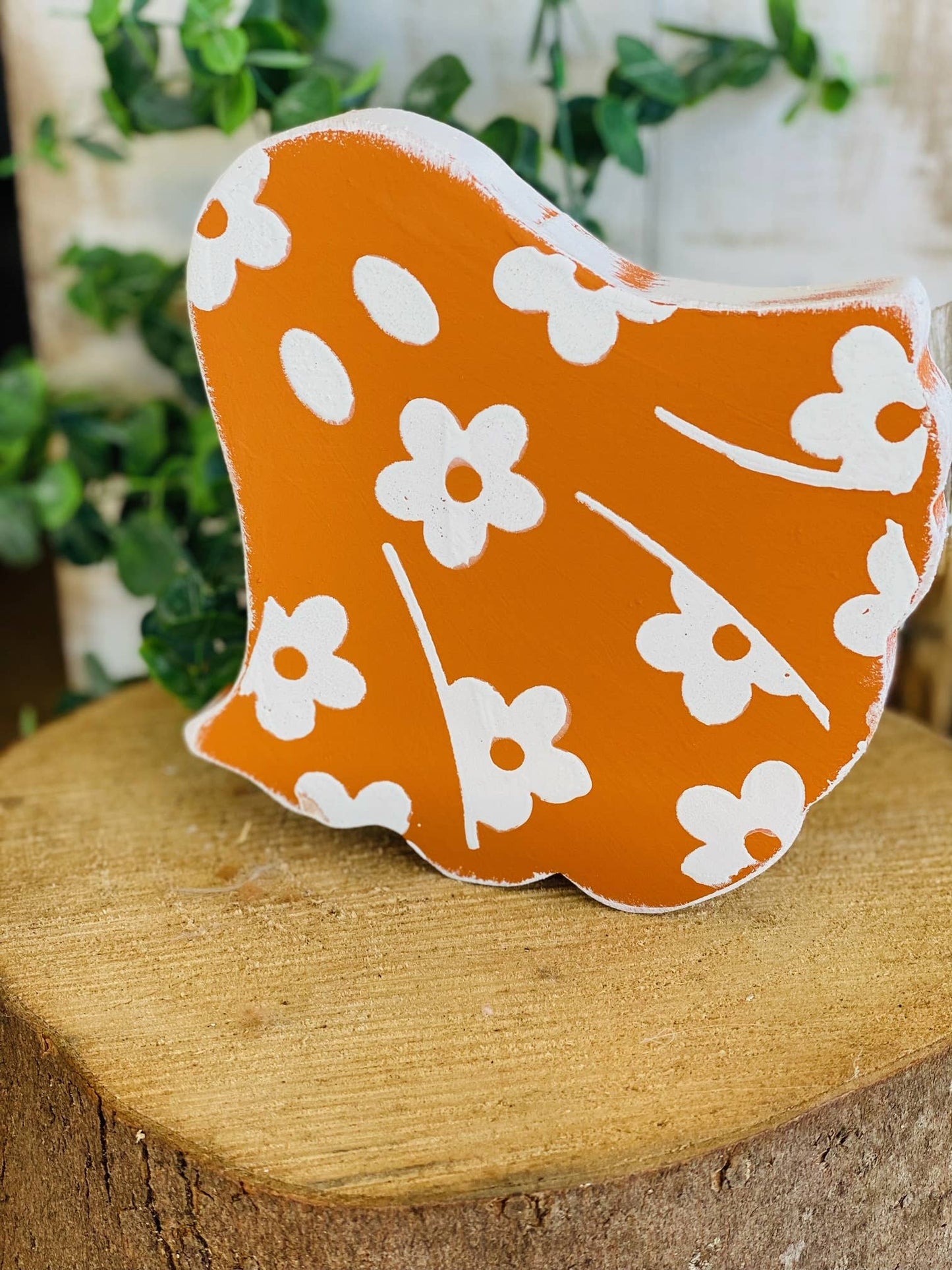 Ghost Sign, hand scrolled wood ghost with daisies