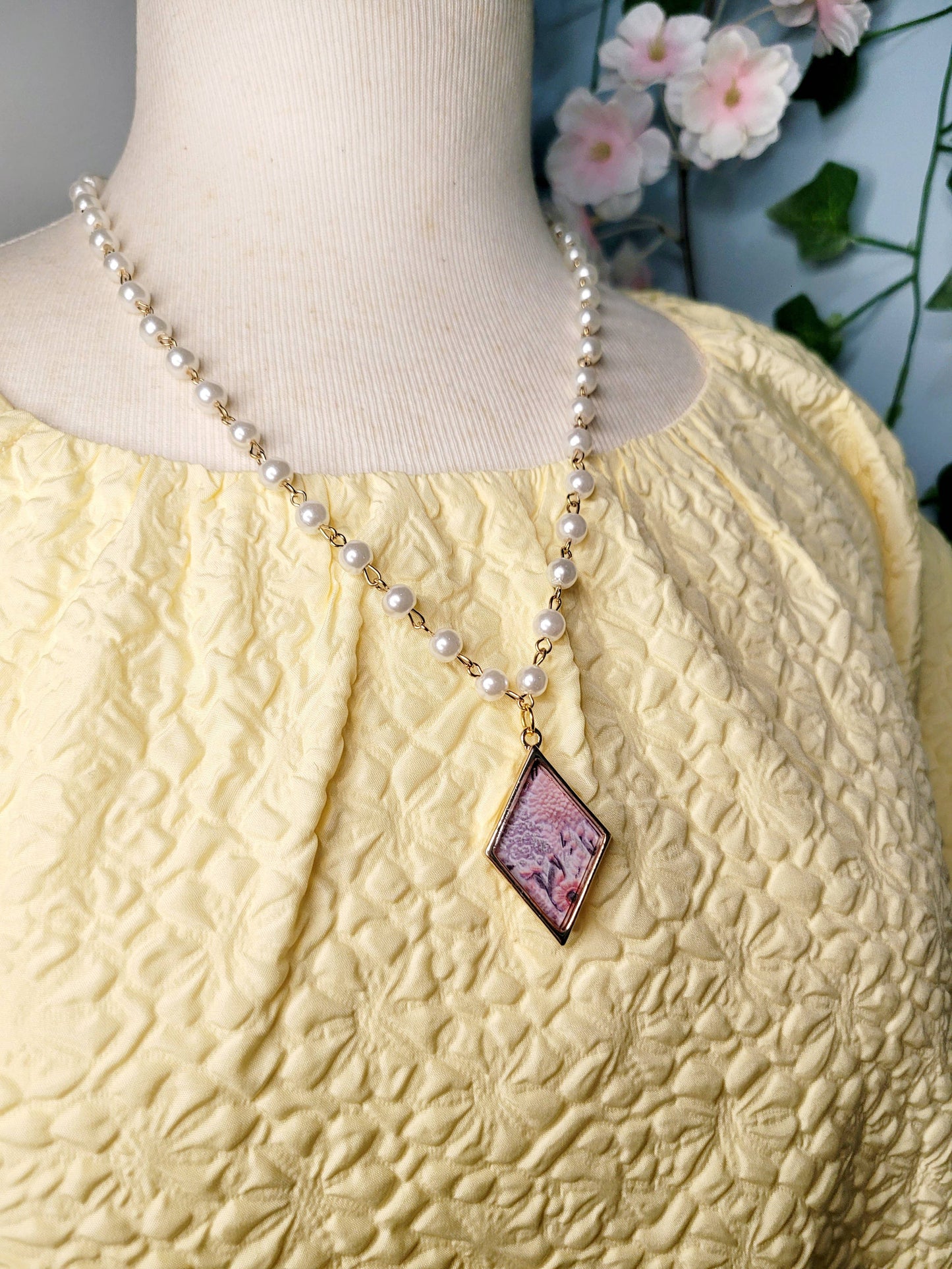 Blooming Gold Diamond & Pearl Necklace