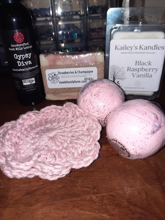 Strawberries & Champagne Gift Set