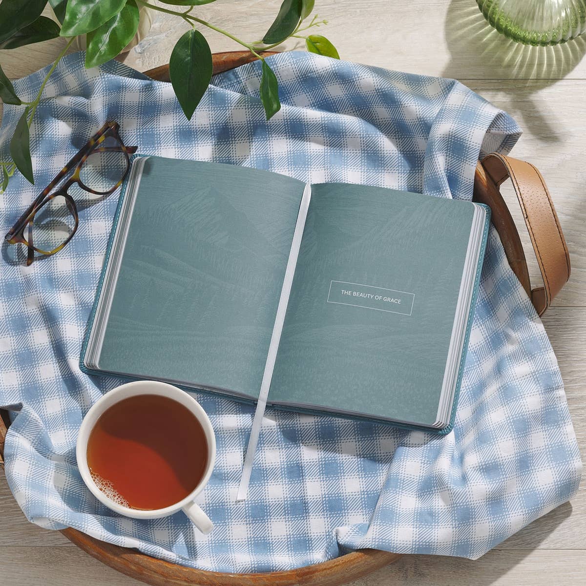 Beautifully Blended; 101 Devotions to Encourage Couples