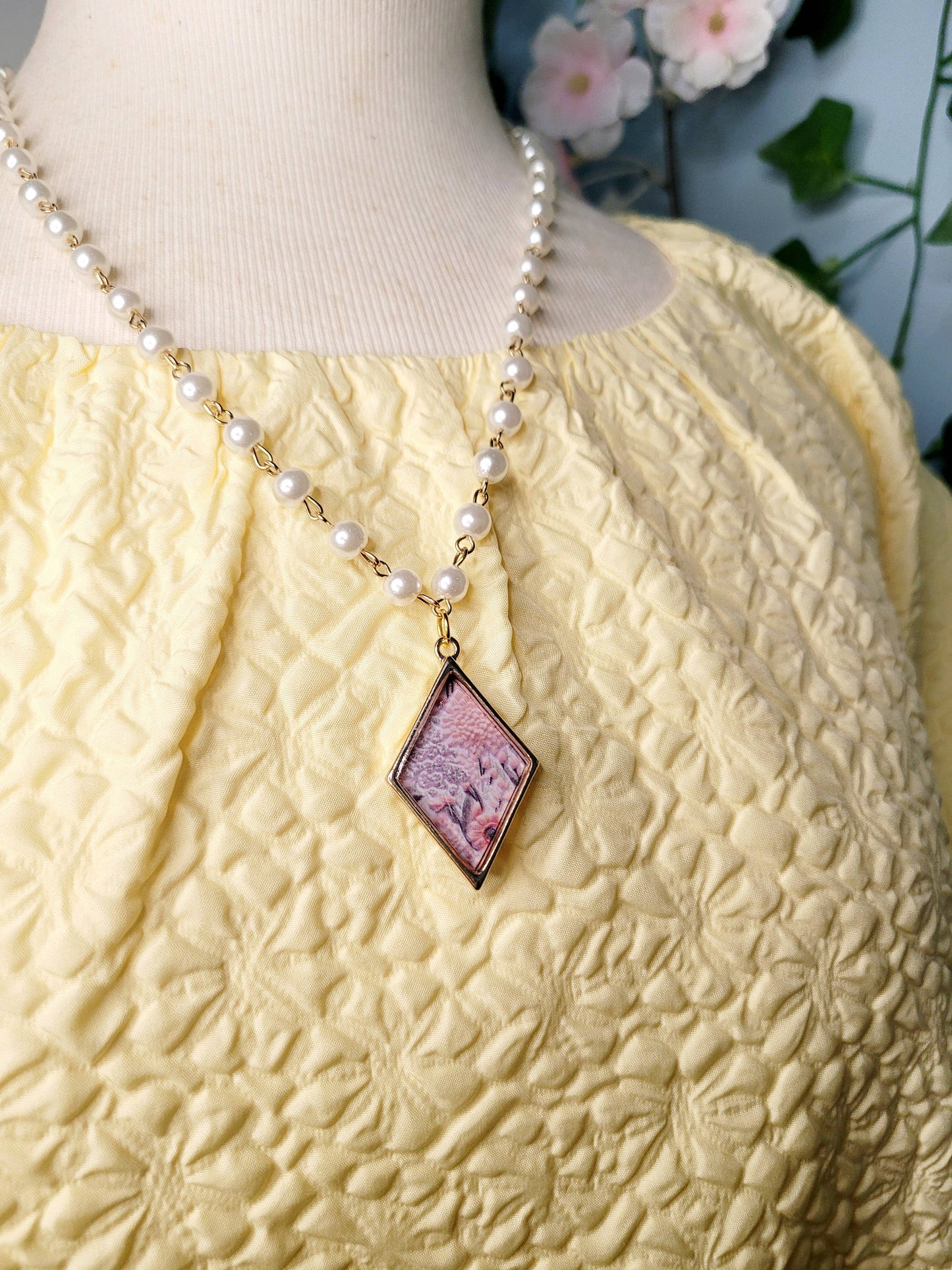 Blooming Gold Diamond & Pearl Necklace