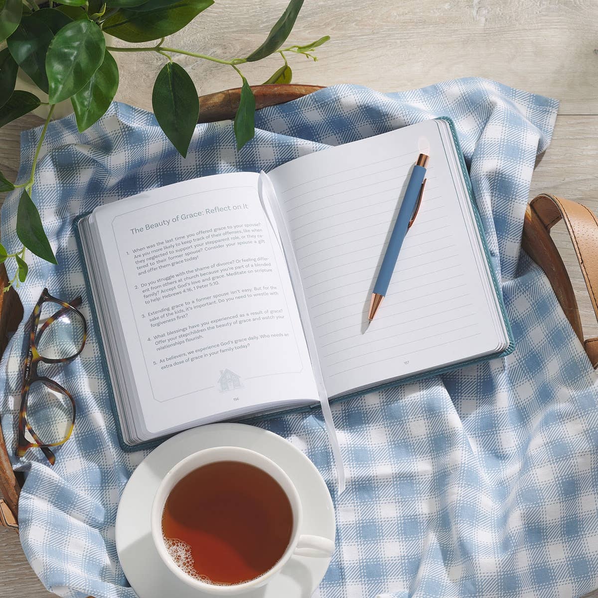 Beautifully Blended; 101 Devotions to Encourage Couples